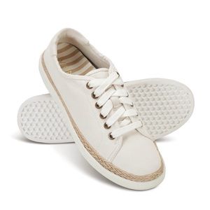 NWOT Vionic Hattie Ivory Canvas Sneakers | 7